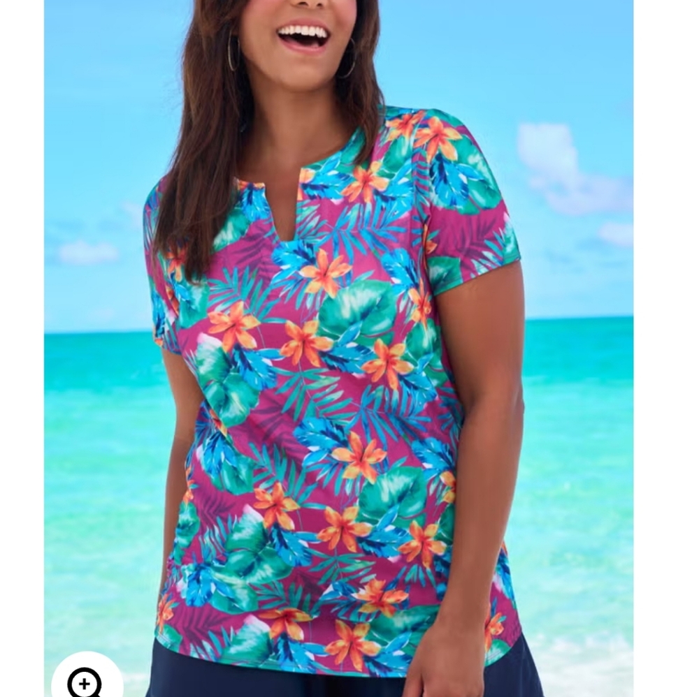 Swimsuits For All NWT! Split-Neck Short Sleeve Swim Tee with Built-In Bra